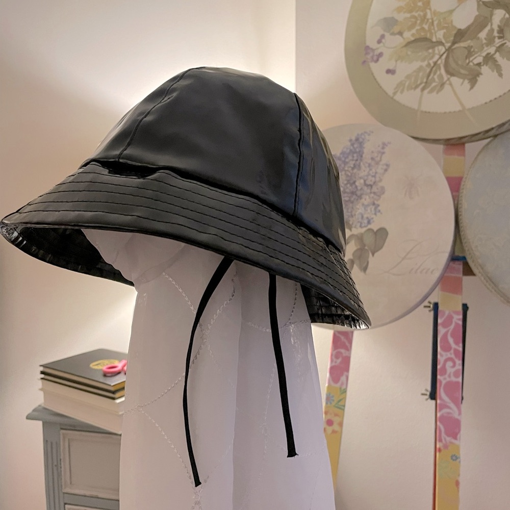 David and Young 100% Waterproof Bucket Hat